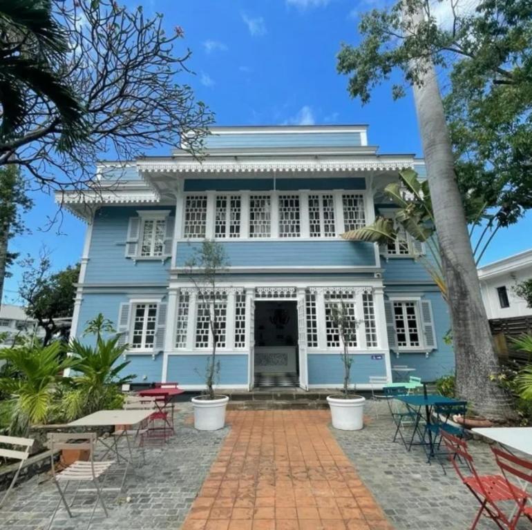Villa Angelique - Hotel Classe Monument Historique Σαιν-Ντενί Εξωτερικό φωτογραφία