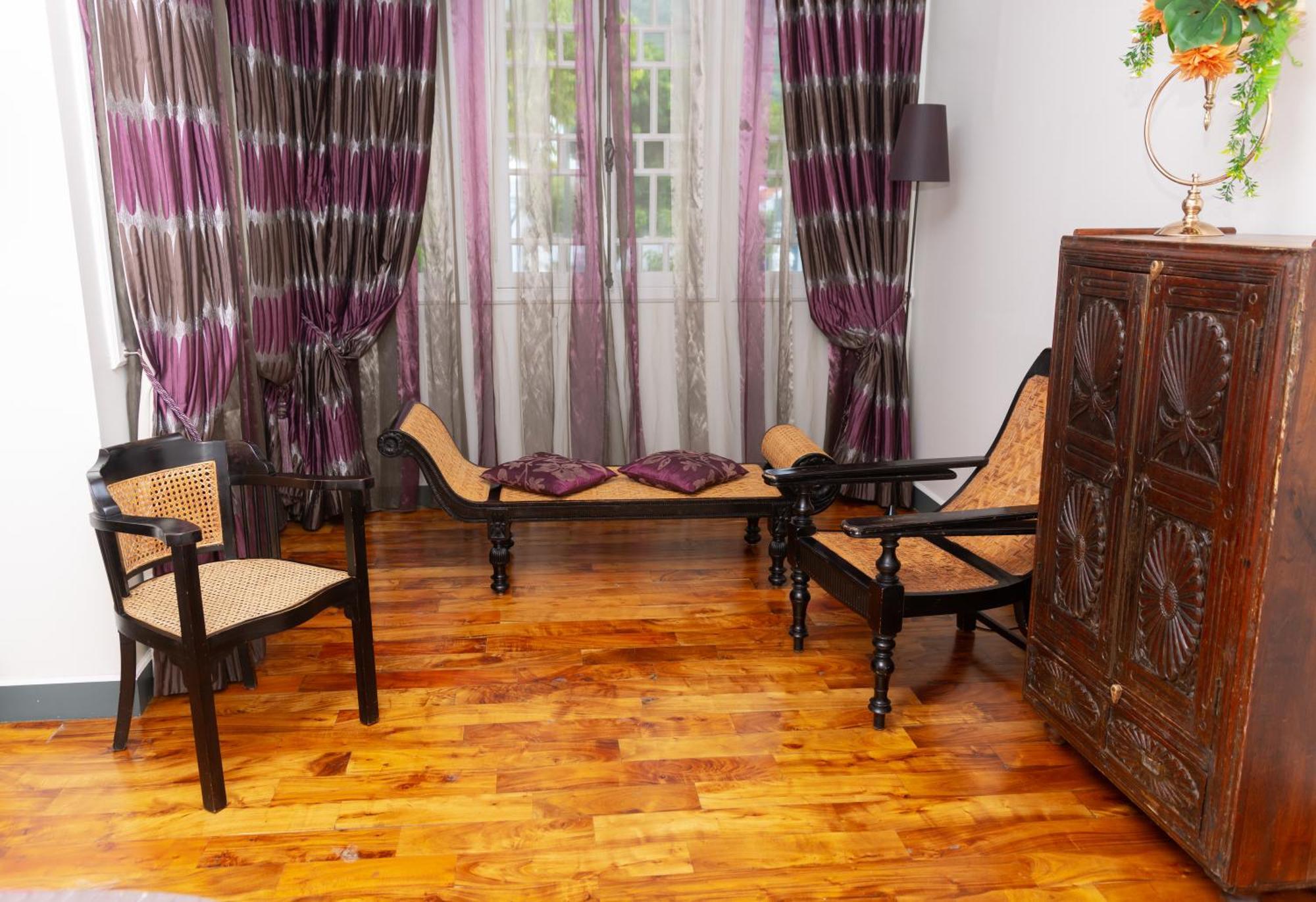 Villa Angelique - Hotel Classe Monument Historique Σαιν-Ντενί Εξωτερικό φωτογραφία